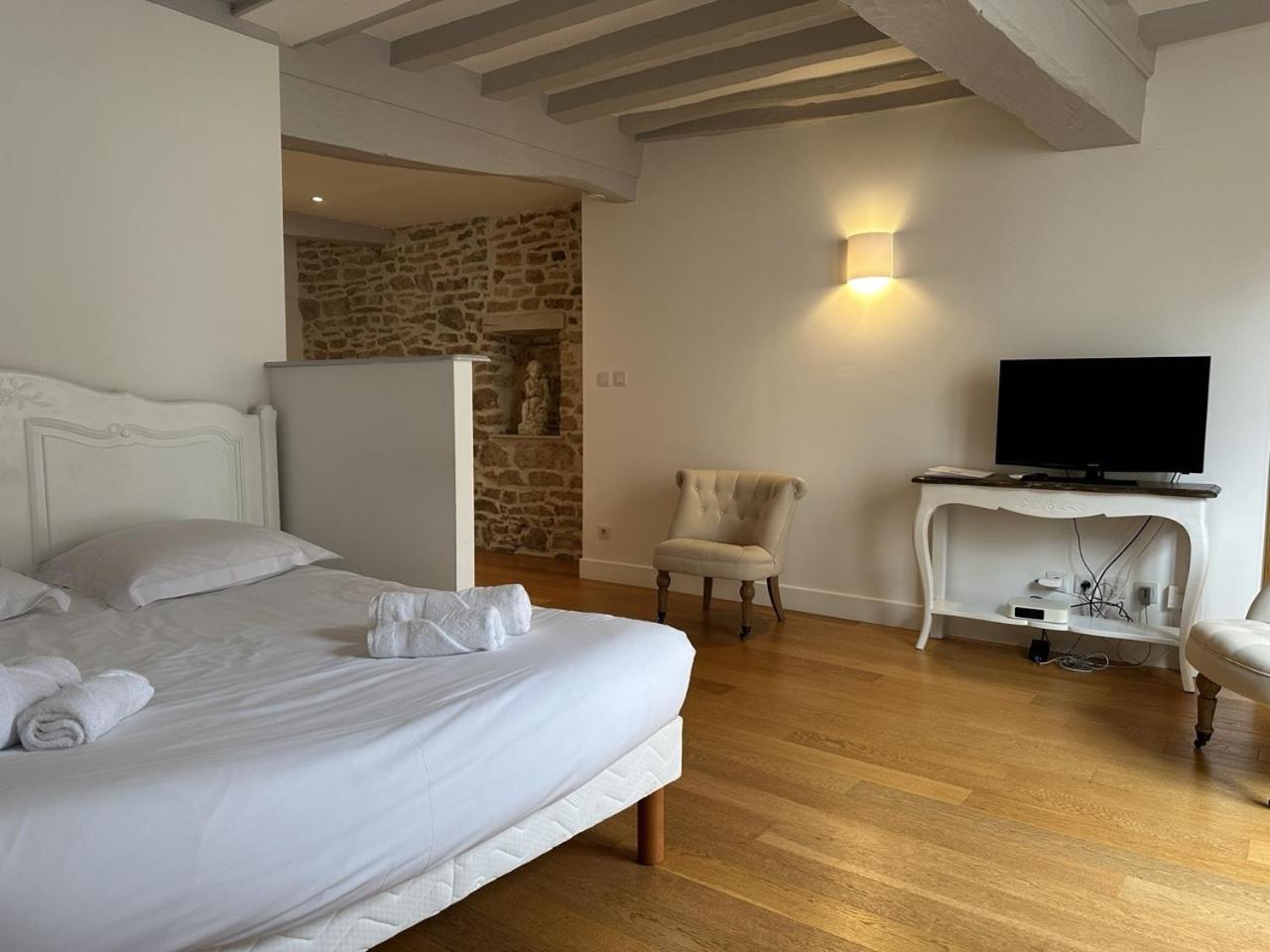 Batisse Paradis- 3 Appartements Calmes Et Elegants Au Centre Historique De Beaune Μπον Εξωτερικό φωτογραφία