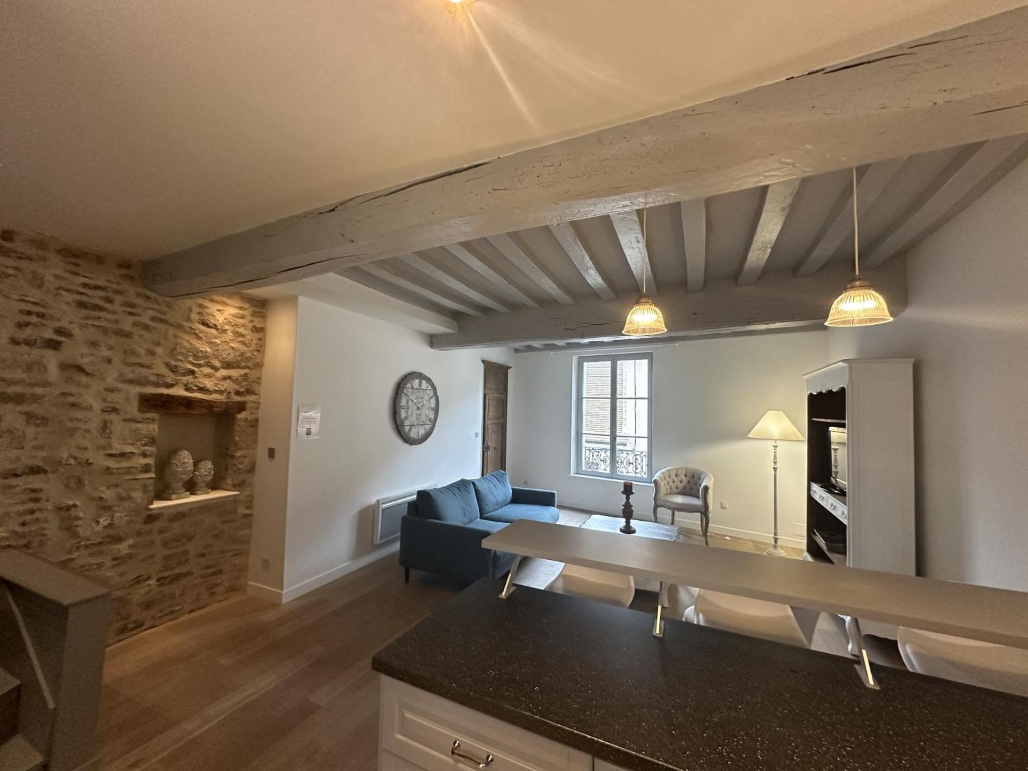 Batisse Paradis- 3 Appartements Calmes Et Elegants Au Centre Historique De Beaune Μπον Δωμάτιο φωτογραφία
