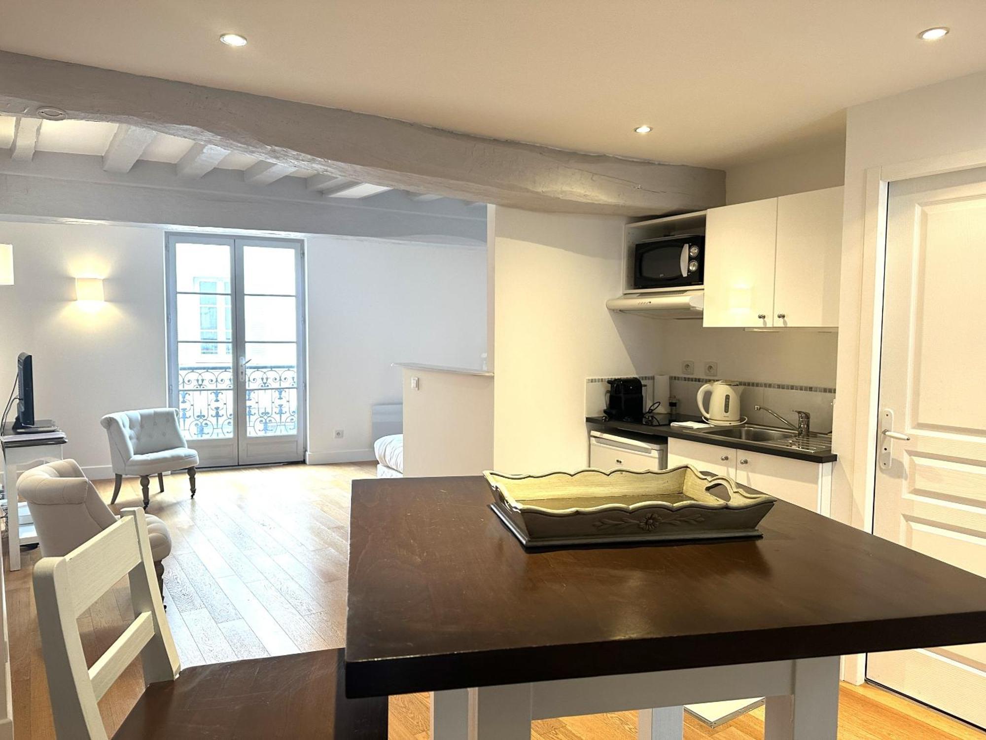 Batisse Paradis- 3 Appartements Calmes Et Elegants Au Centre Historique De Beaune Μπον Εξωτερικό φωτογραφία